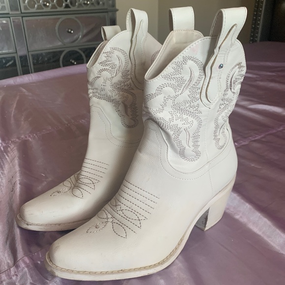 Jeffrey Campbell White Western Boots - Picture 1 of 2